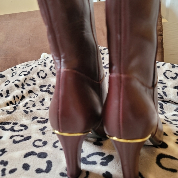 Booties never worn! - Picture 4 of 5